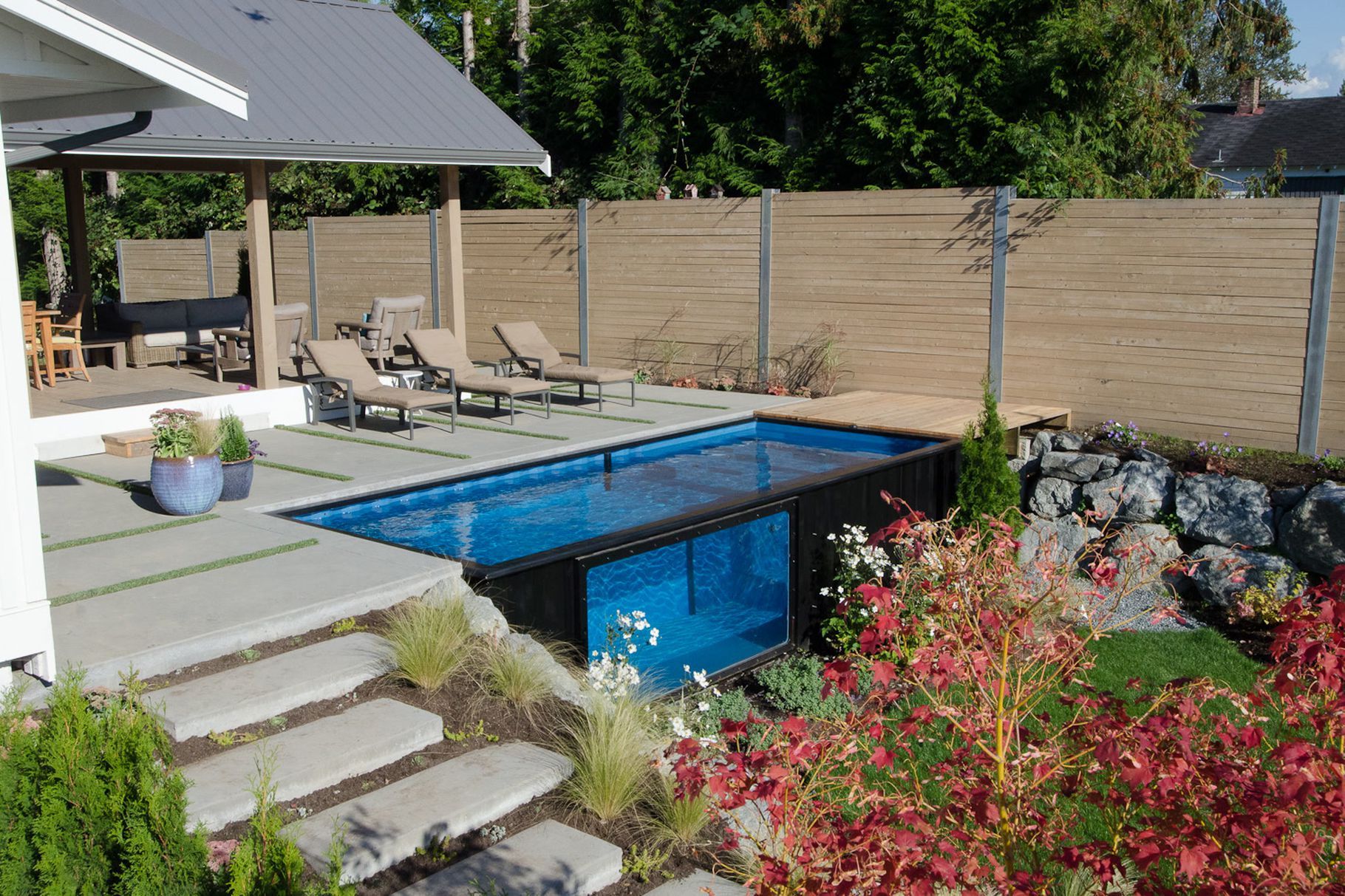 Better Gardens Pool builders dubai
